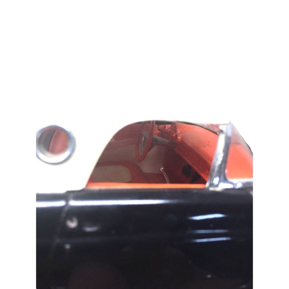 Vintage 1957 Chevy Convertible Diecast Car - Black Body, White Top - Classic Car - Picture 8 of 12